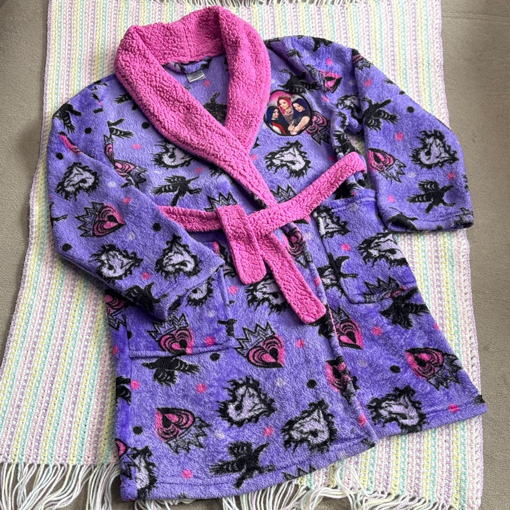 Disney Descendants 3 Girls Plush Robe with Audrey Mal & Evie Purple Pink Size 8!